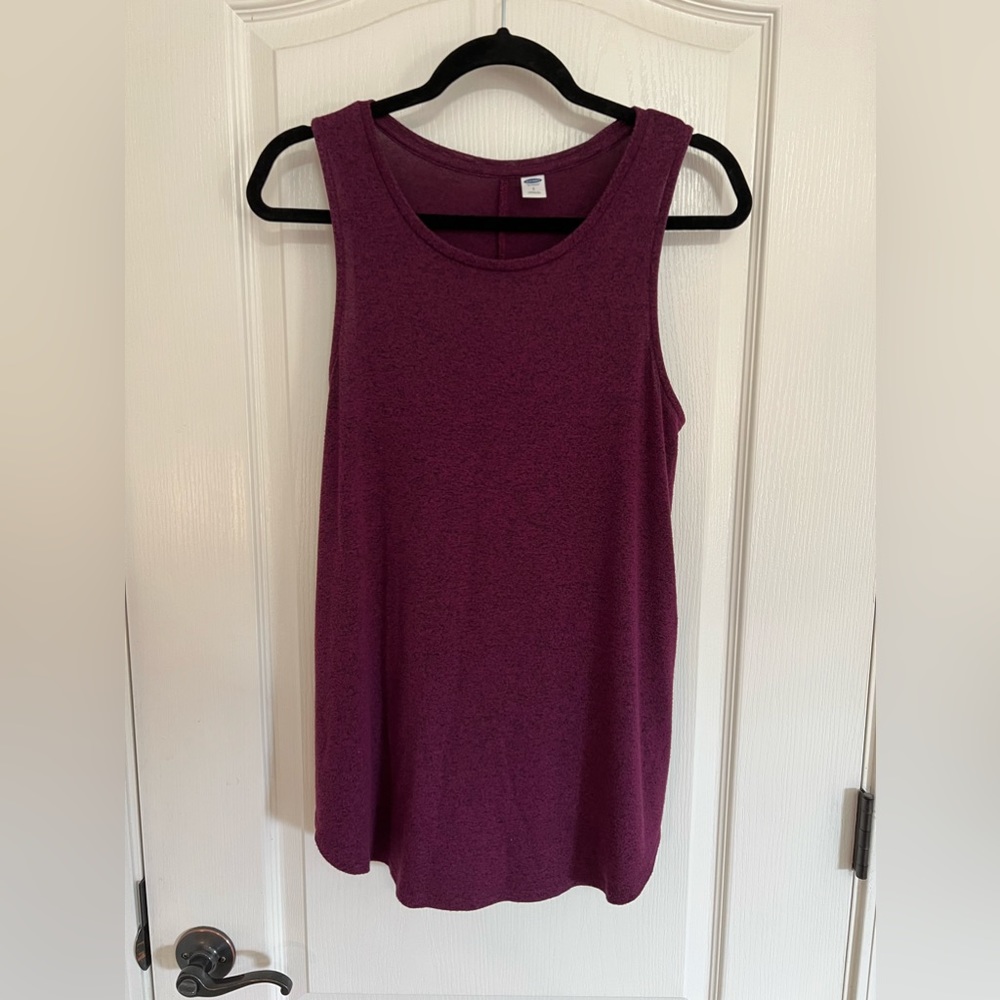 Old Navy tank top